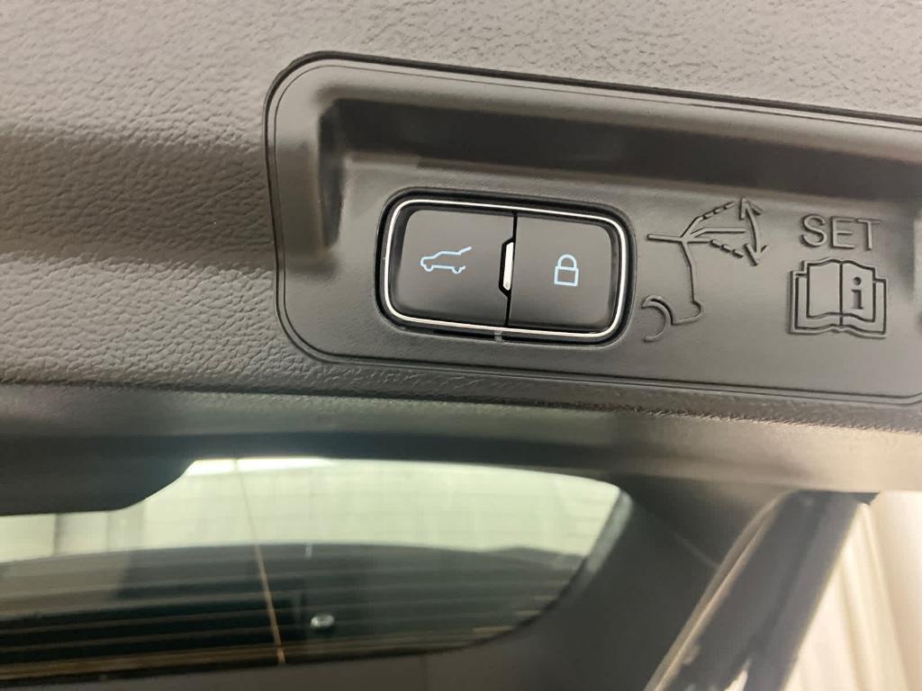 used 2024 Ford Explorer car, priced at $31,640
