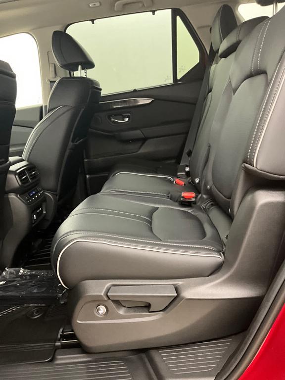 new 2025 Honda Pilot car, priced at $55,715
