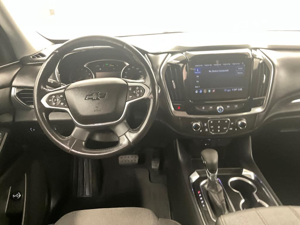 used 2021 Chevrolet Traverse car, priced at $28,988