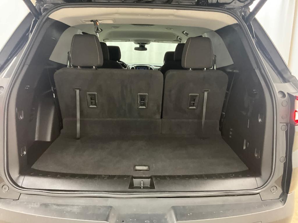 used 2021 Chevrolet Traverse car, priced at $28,988