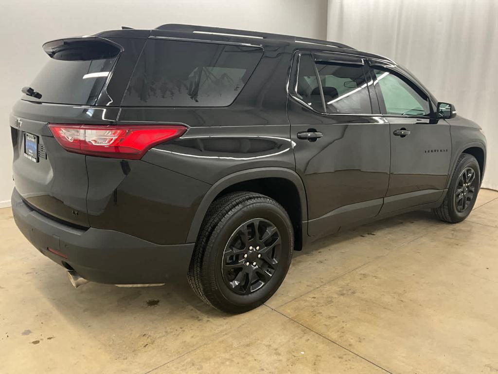 used 2021 Chevrolet Traverse car, priced at $28,988