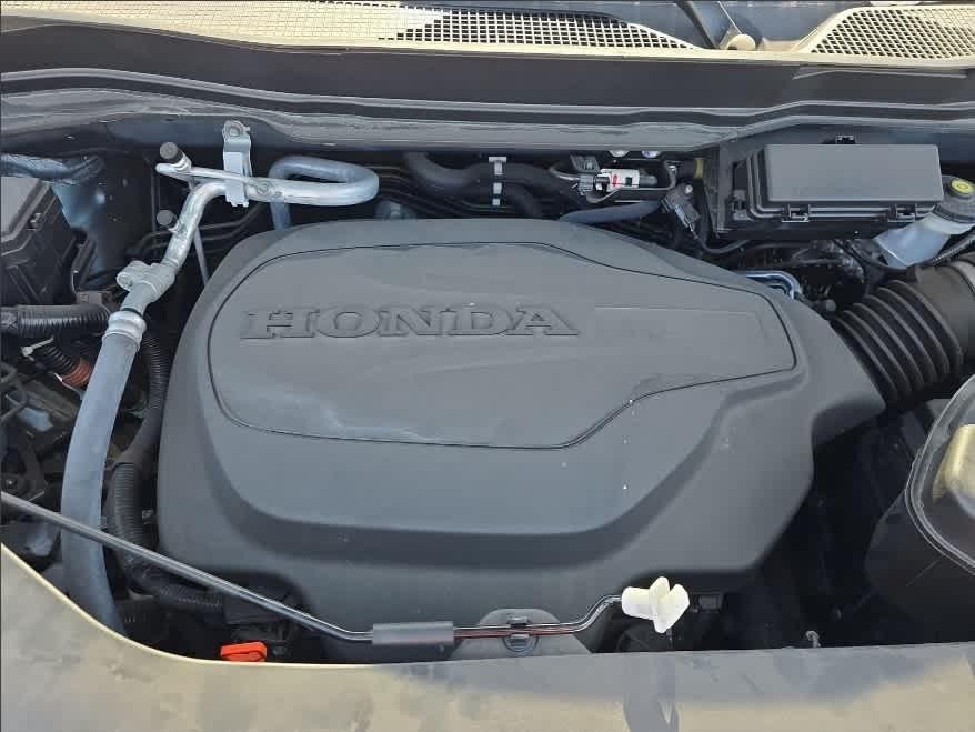used 2022 Honda Pilot car, priced at $37,992