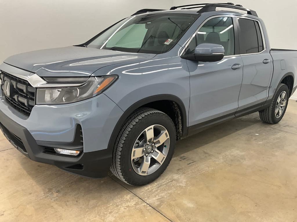 new 2025 Honda Ridgeline car, priced at $46,185