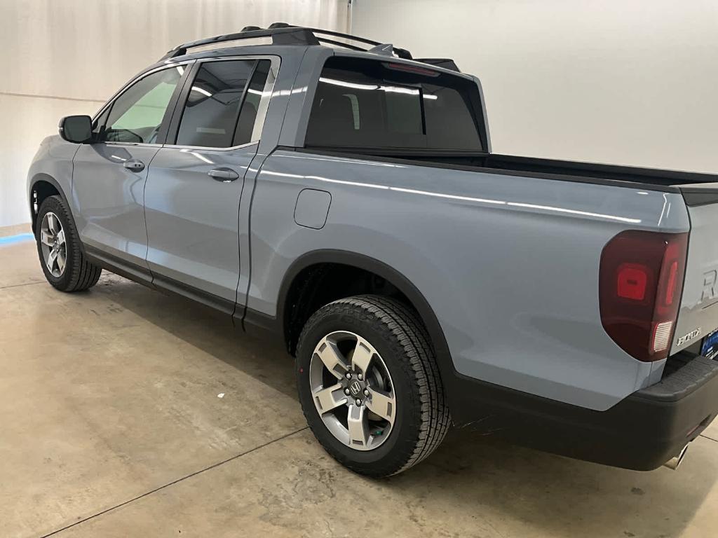 new 2025 Honda Ridgeline car, priced at $46,185