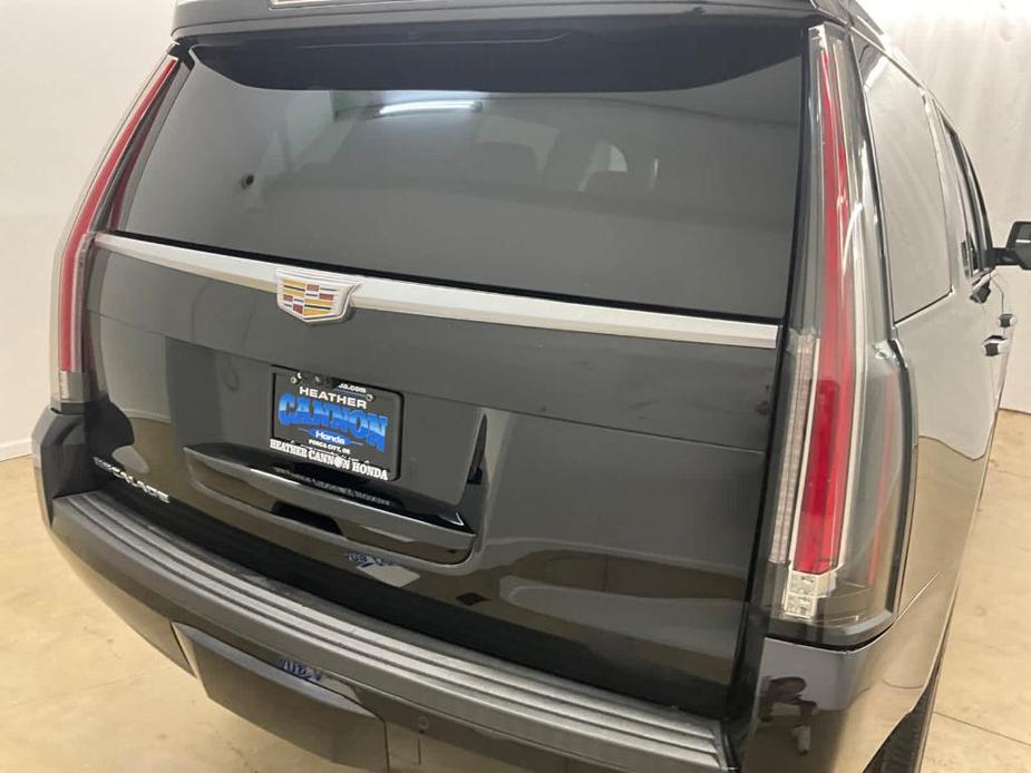 used 2017 Cadillac Escalade car, priced at $26,988