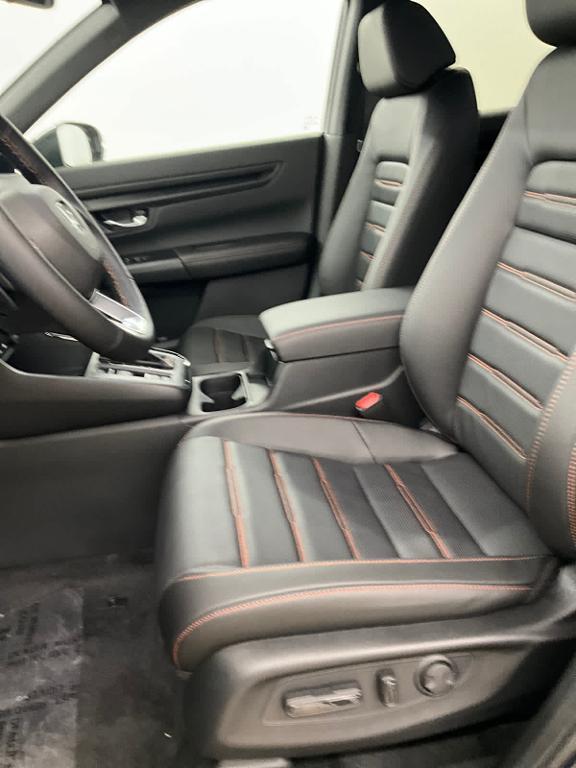 new 2026 Honda CR-V Hybrid car, priced at $41,675