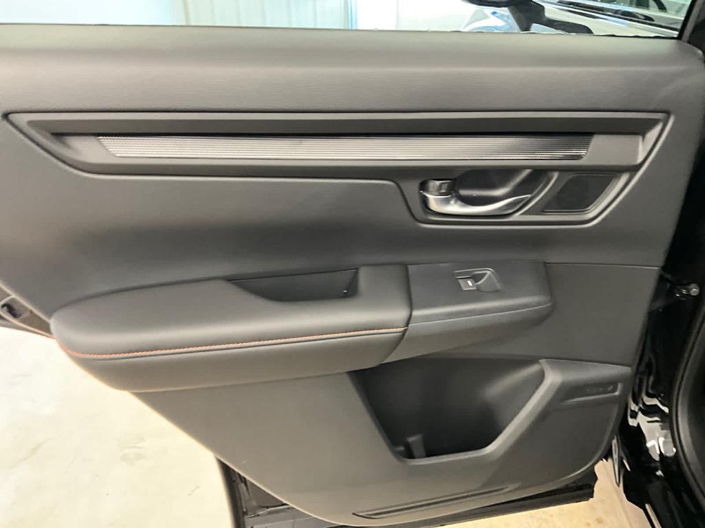 new 2026 Honda CR-V Hybrid car, priced at $38,462