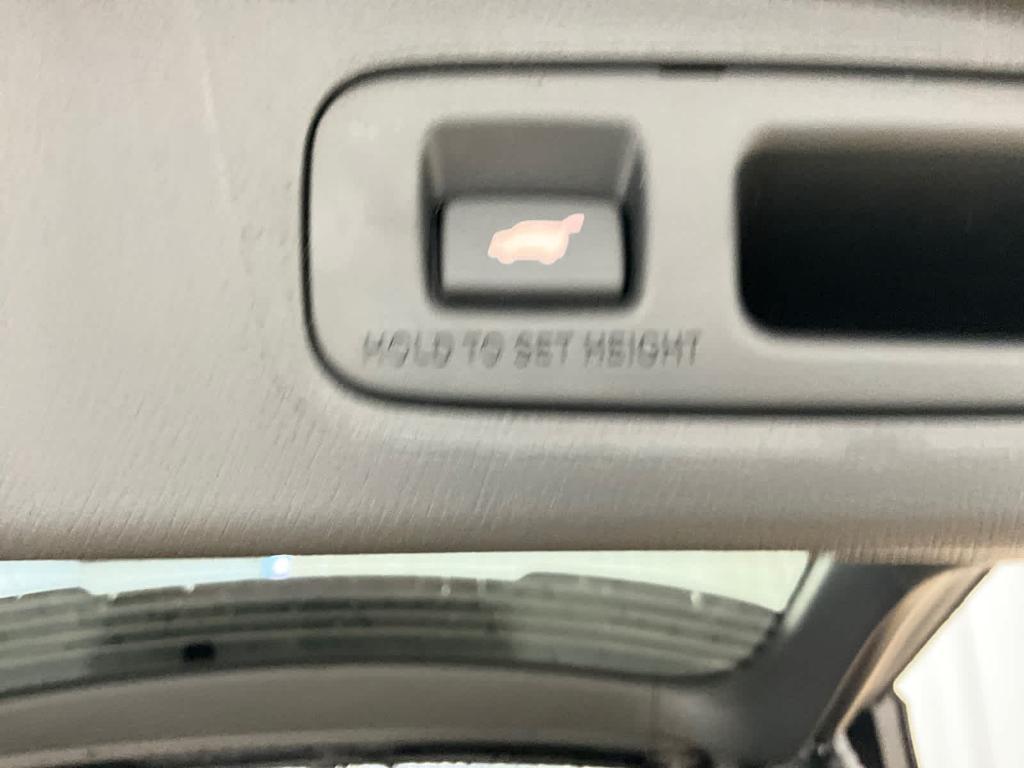 new 2026 Honda CR-V Hybrid car, priced at $38,462