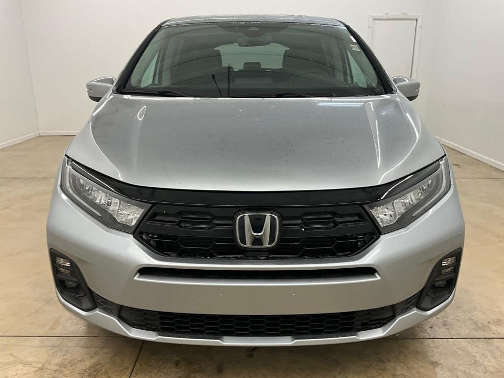 new 2026 Honda Odyssey car, priced at $48,945