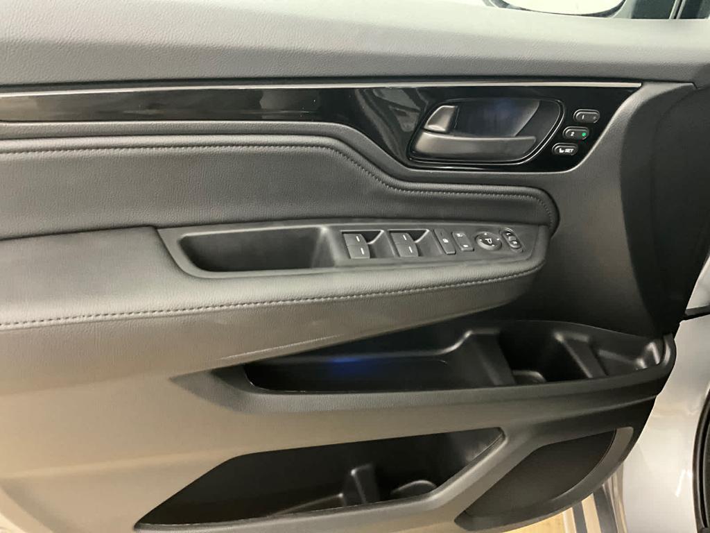 new 2026 Honda Odyssey car, priced at $48,945