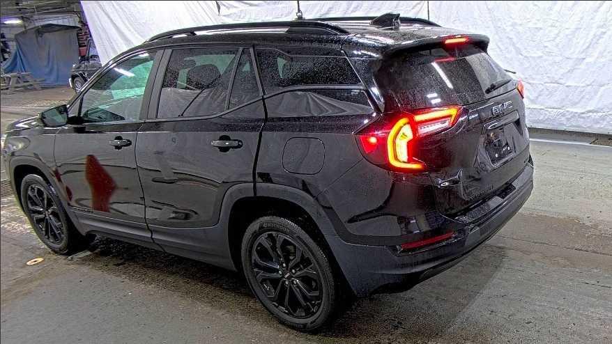 used 2022 GMC Terrain car, priced at $25,998