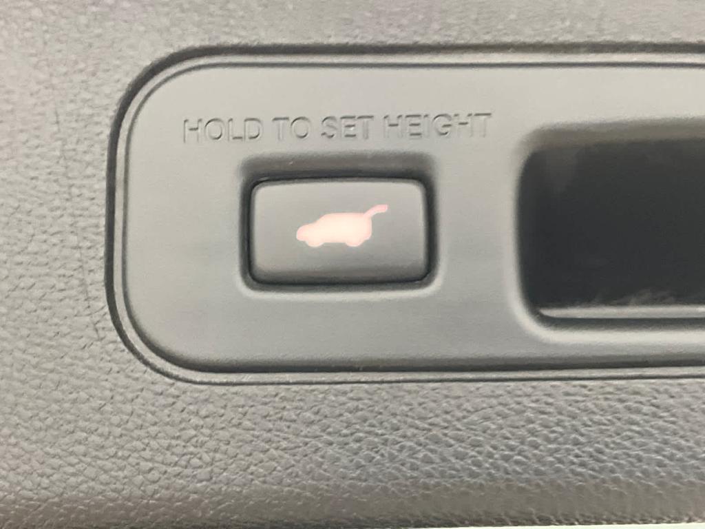 used 2023 Honda Odyssey car, priced at $38,988