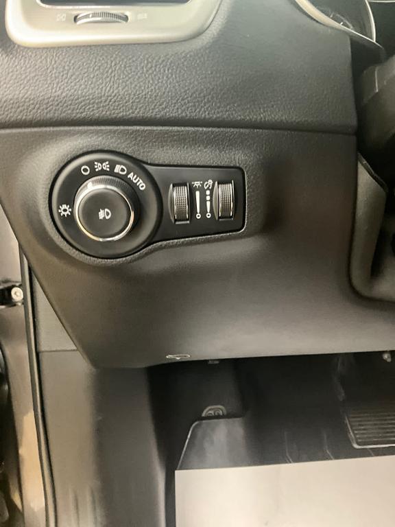 used 2019 Jeep Compass car, priced at $19,842