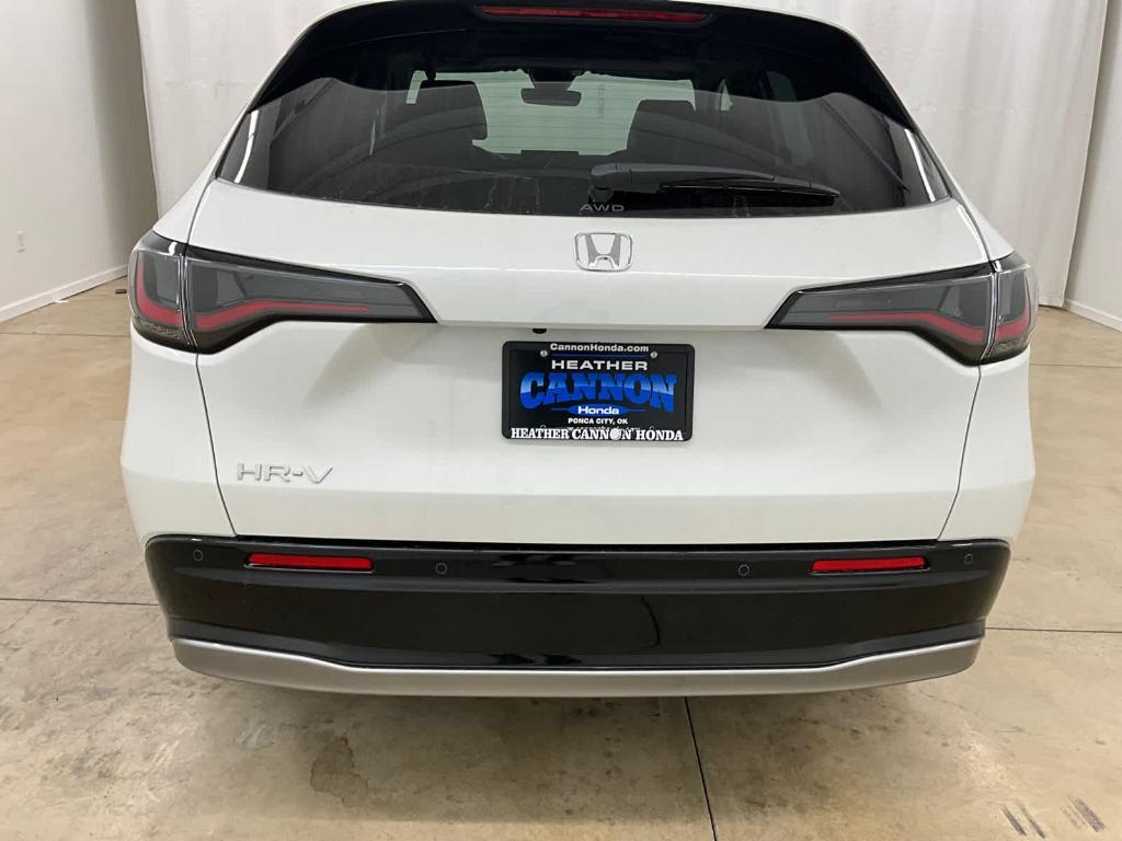 new 2025 Honda HR-V car, priced at $31,627