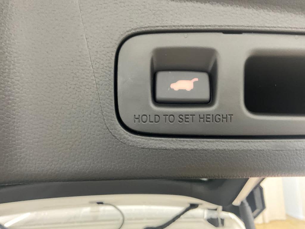 new 2026 Honda CR-V Hybrid car, priced at $42,600