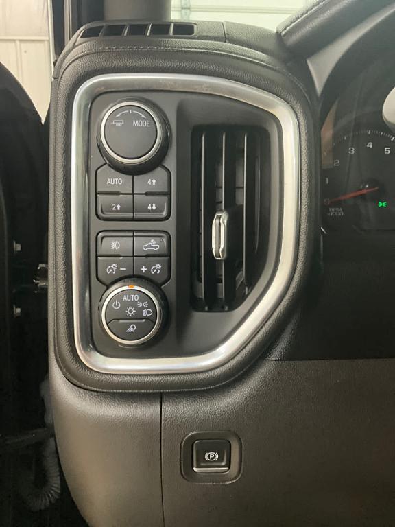 used 2021 Chevrolet Silverado 1500 car, priced at $49,986