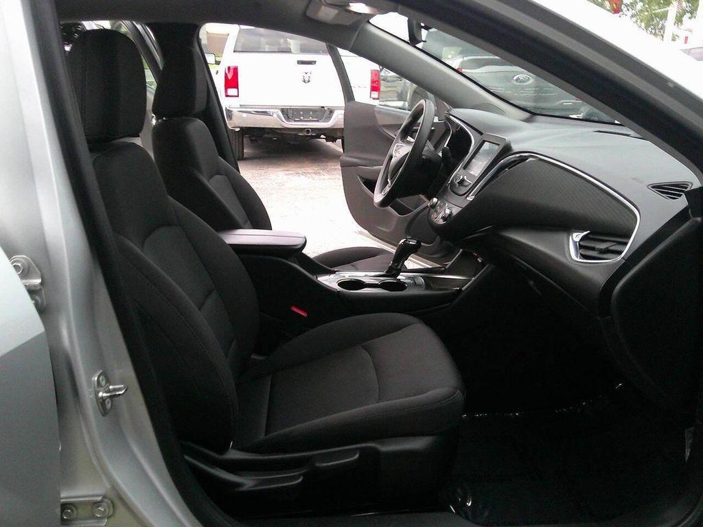 used 2017 Chevrolet Malibu car