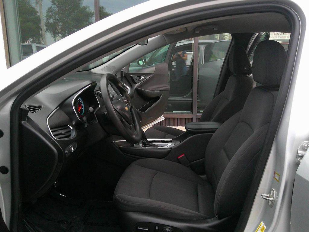 used 2017 Chevrolet Malibu car