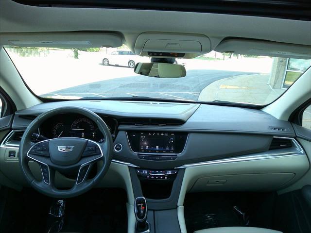 used 2019 Cadillac XT5 car, priced at $19,995