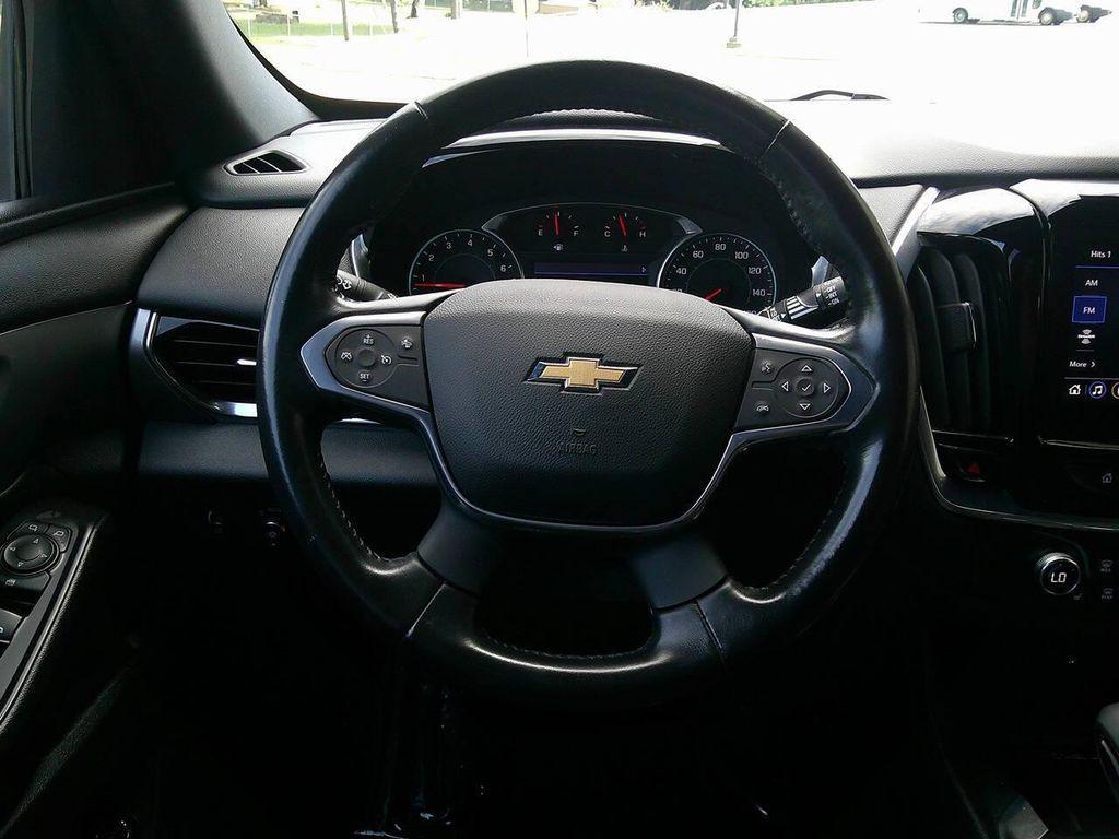 used 2022 Chevrolet Traverse car