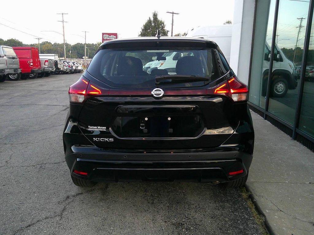 used 2021 Nissan Kicks car