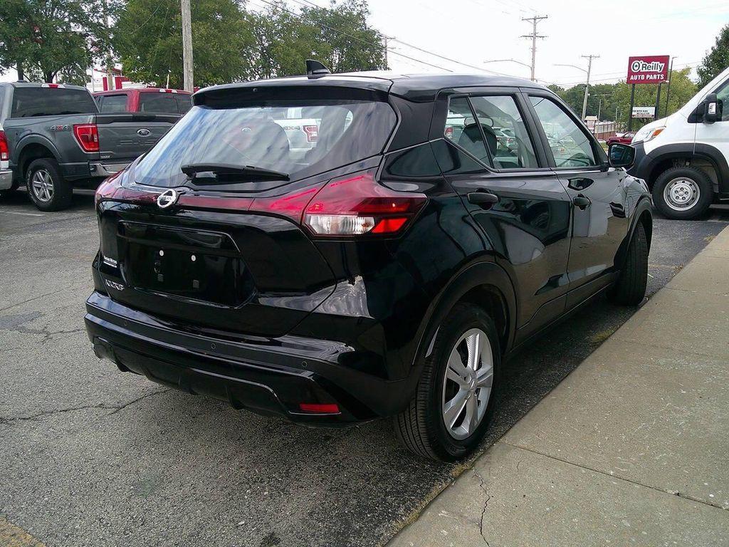 used 2021 Nissan Kicks car