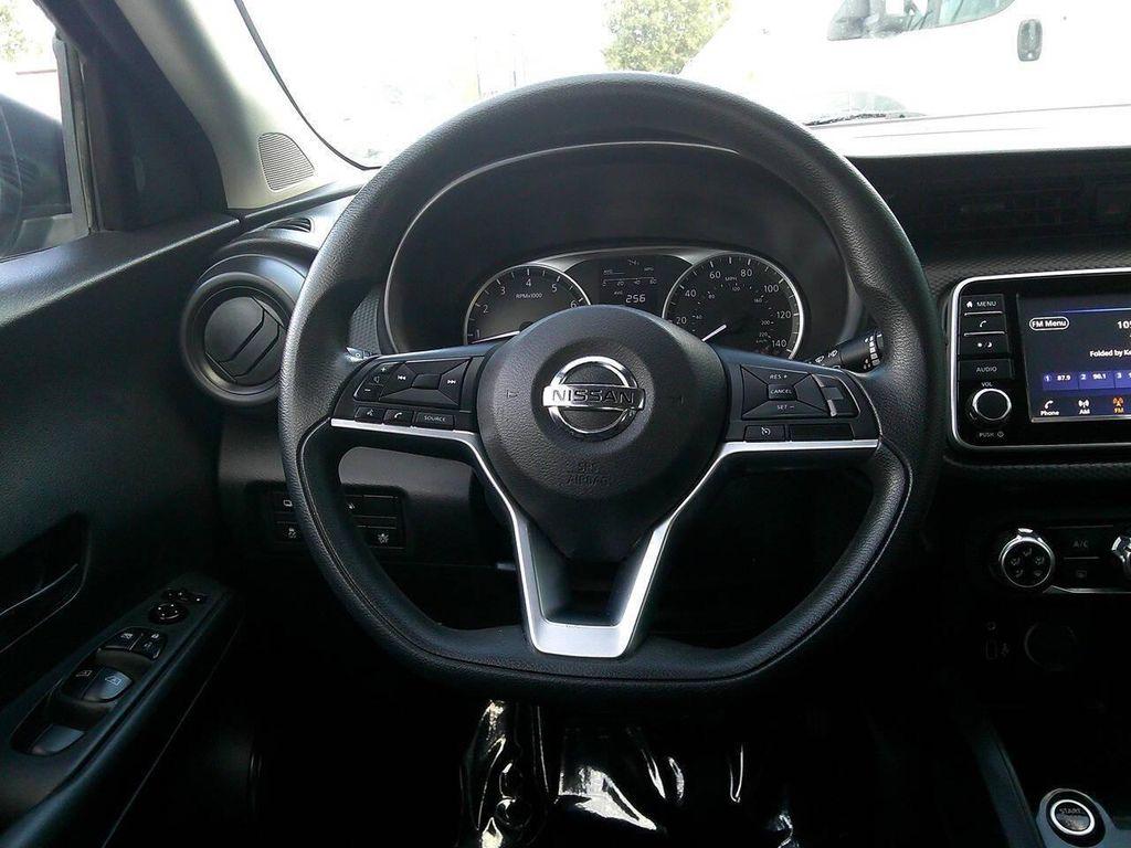 used 2021 Nissan Kicks car