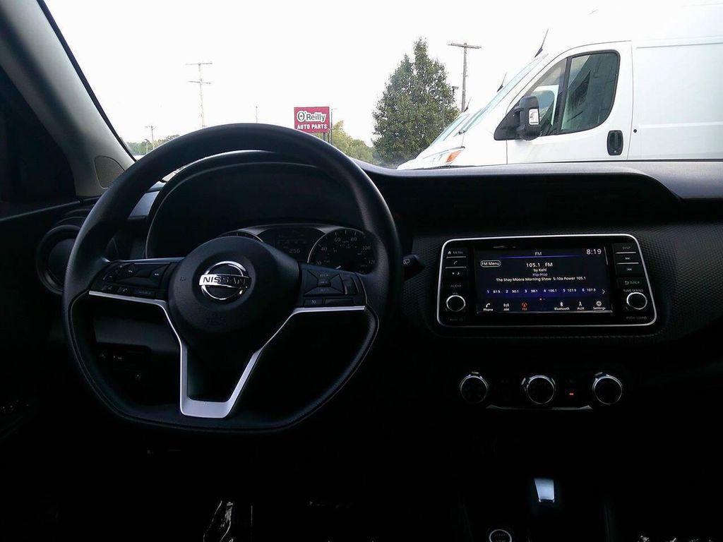 used 2021 Nissan Kicks car