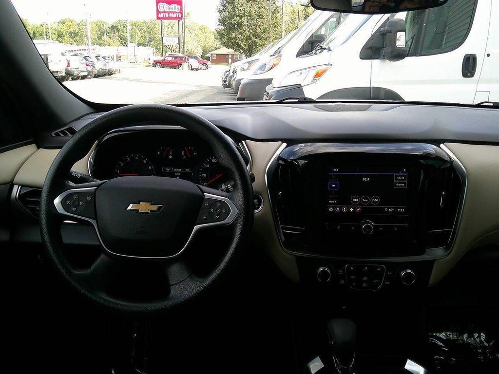 used 2022 Chevrolet Traverse car