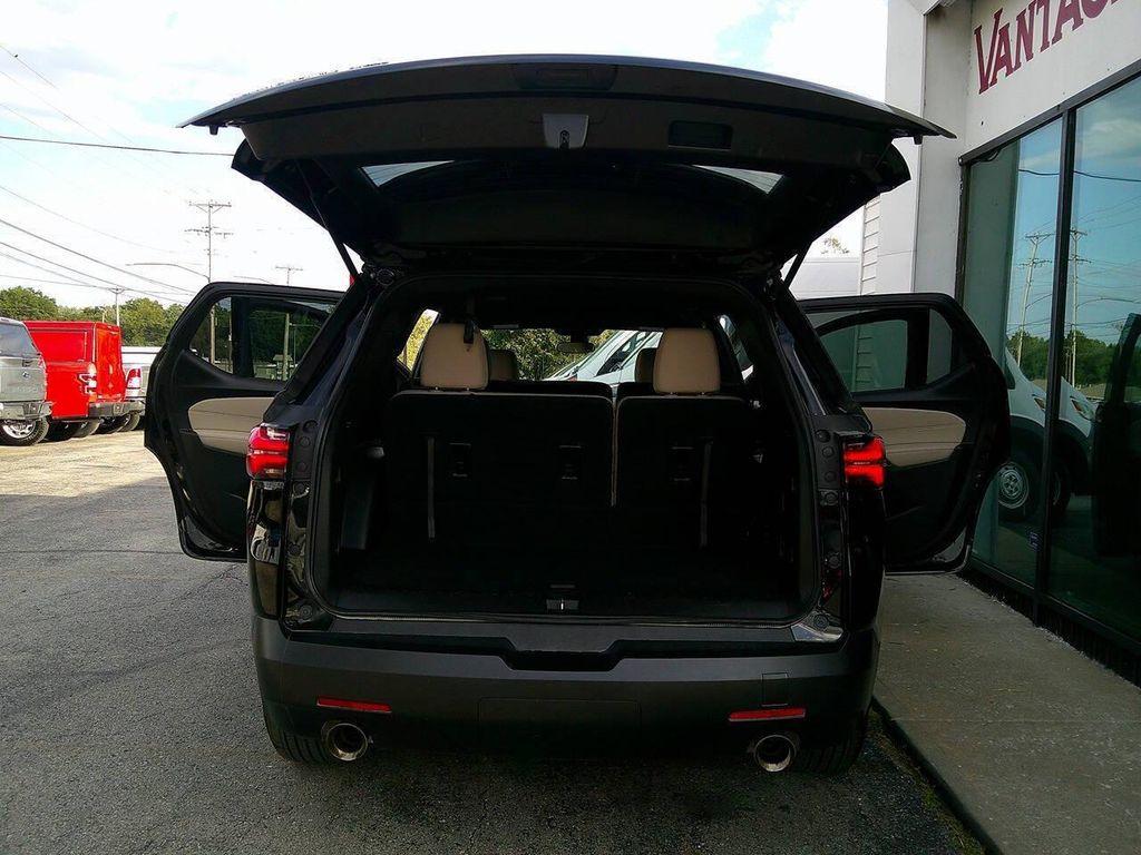 used 2022 Chevrolet Traverse car