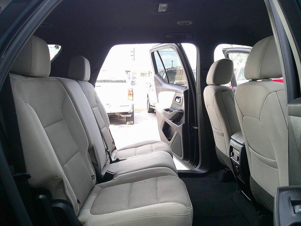 used 2022 Chevrolet Traverse car