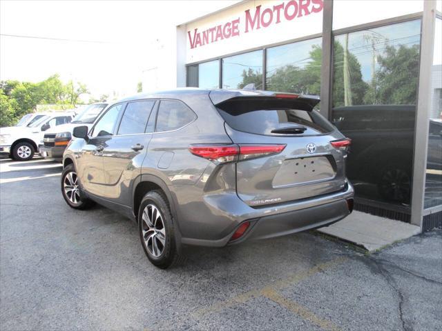 used 2021 Toyota Highlander Hybrid car, priced at $32,795