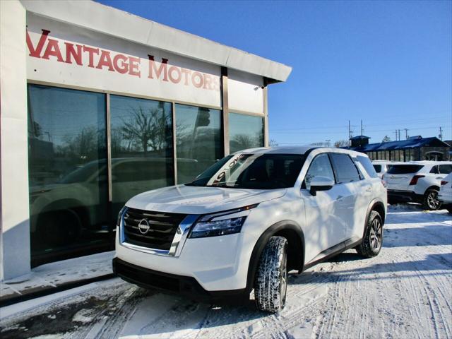 used 2022 Nissan Pathfinder car, priced at $20,995