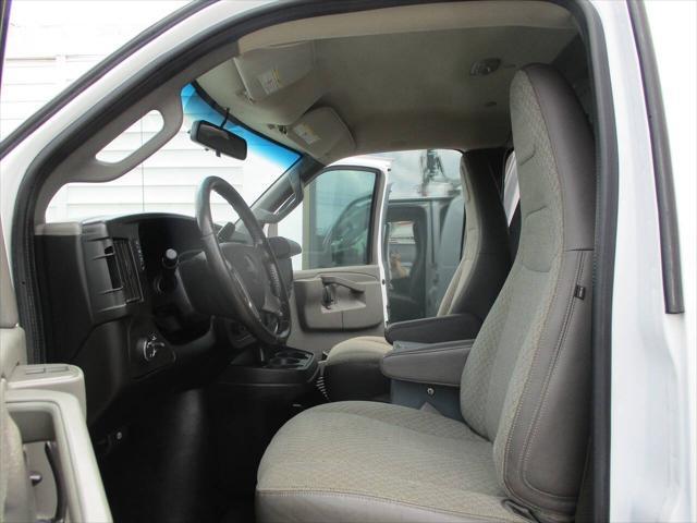 used 2017 GMC Savana 3500 car, priced at $15,995