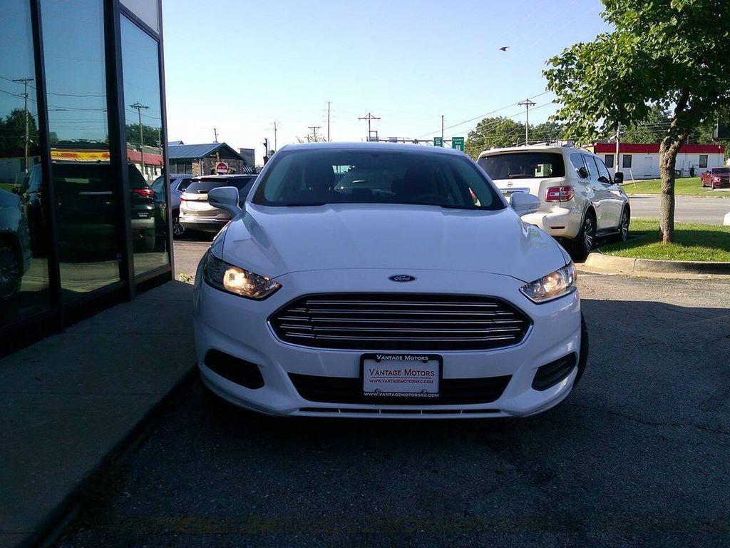 used 2016 Ford Fusion Hybrid car