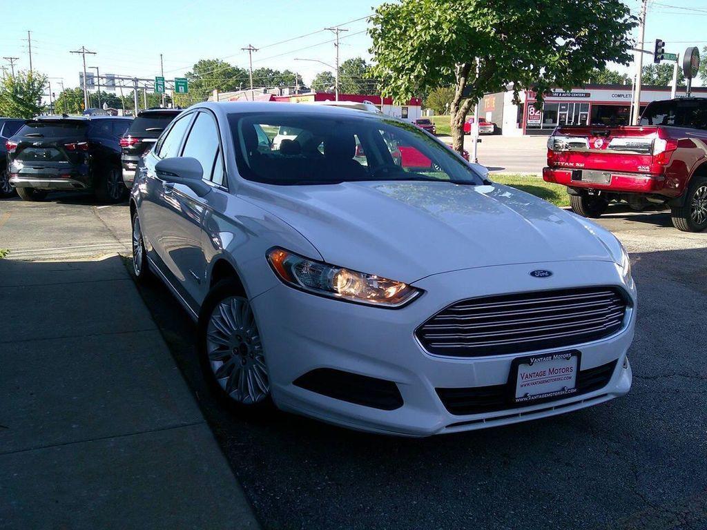 used 2016 Ford Fusion Hybrid car