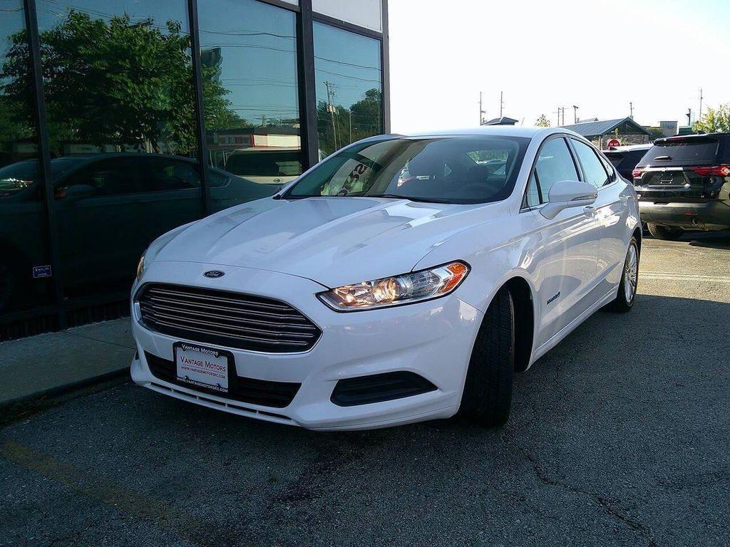 used 2016 Ford Fusion Hybrid car