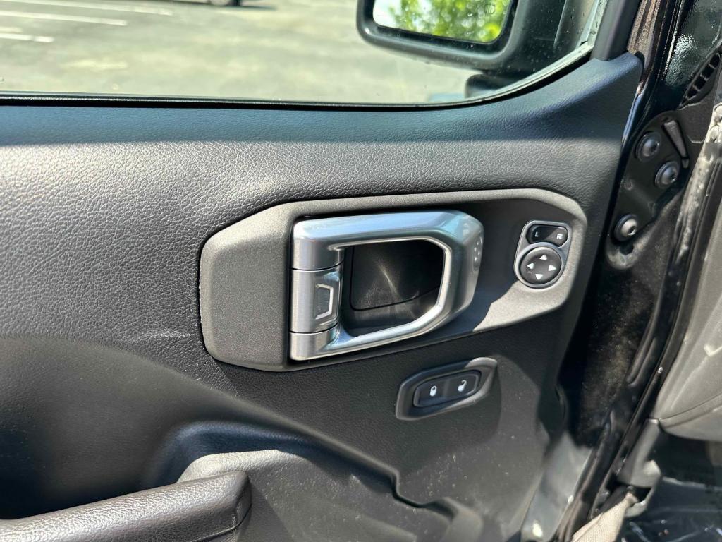 used 2020 Jeep Wrangler Unlimited car, priced at $28,782