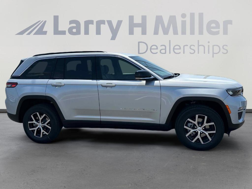 new 2025 Jeep Grand Cherokee car, priced at $50,316