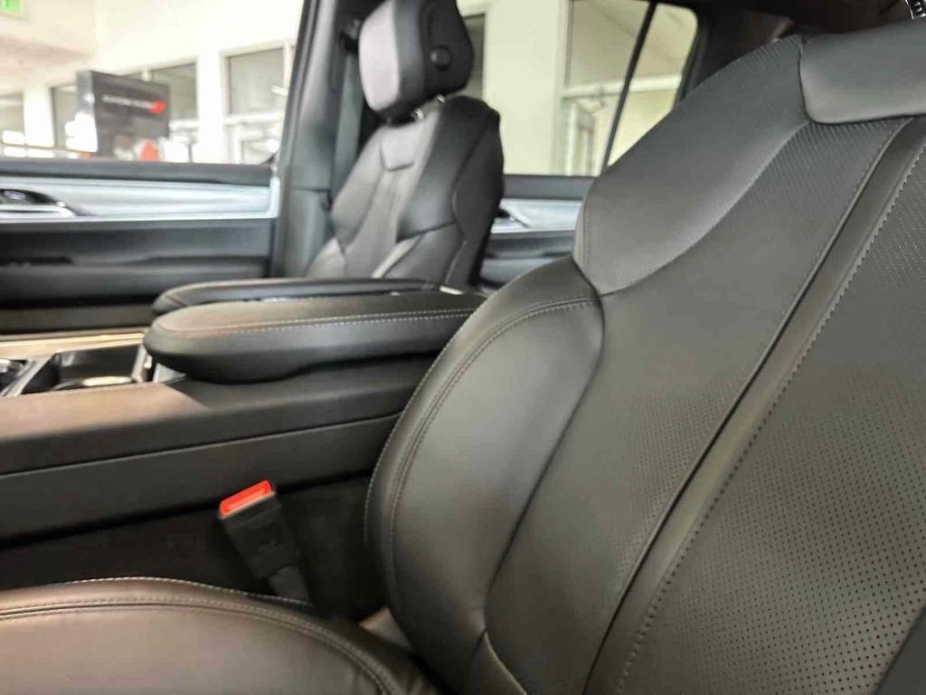 new 2025 Jeep Wagoneer car, priced at $64,165