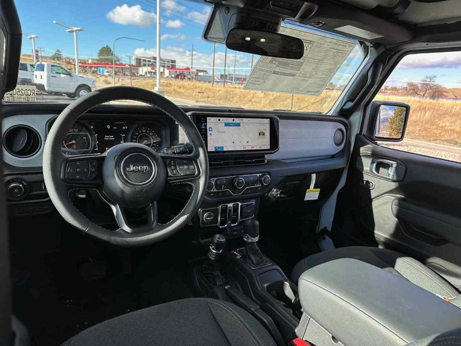 new 2025 Jeep Wrangler car, priced at $46,258