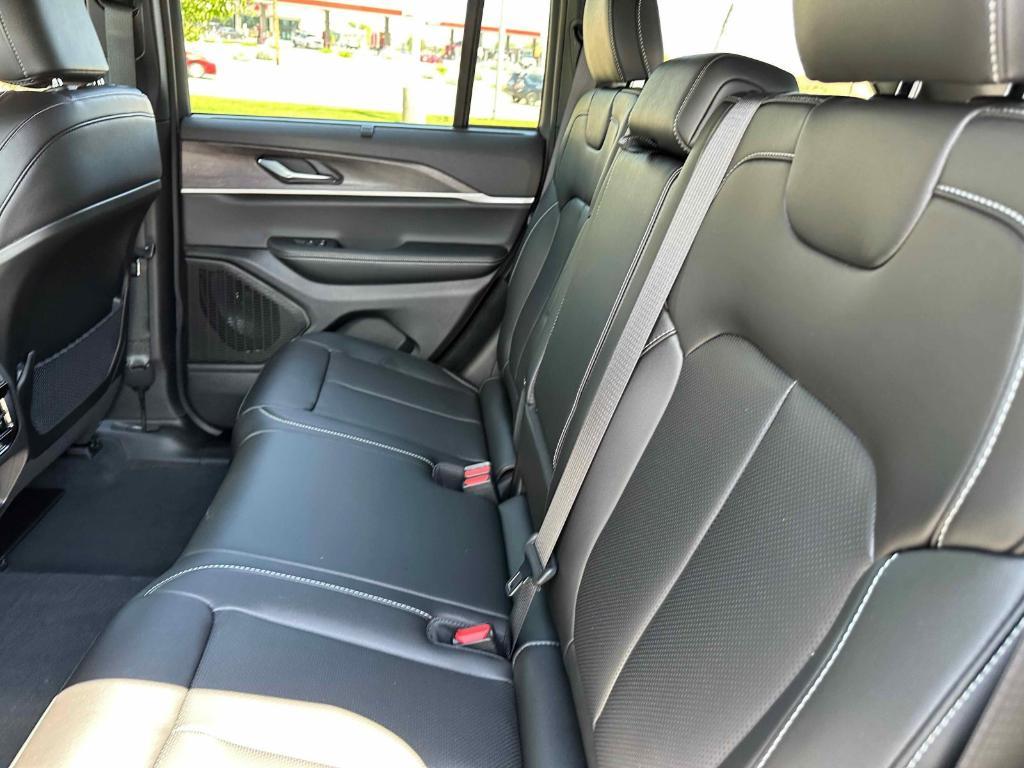 new 2025 Jeep Grand Cherokee car, priced at $50,316