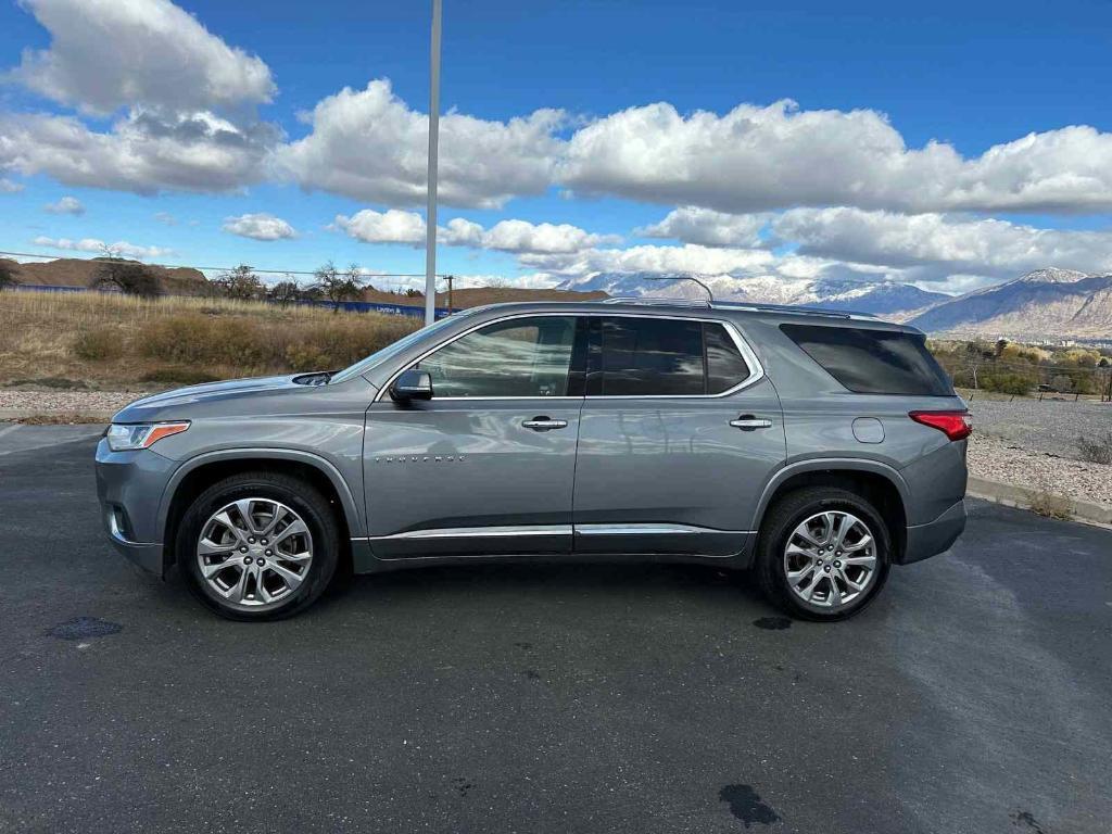 used 2019 Chevrolet Traverse car, priced at $23,414