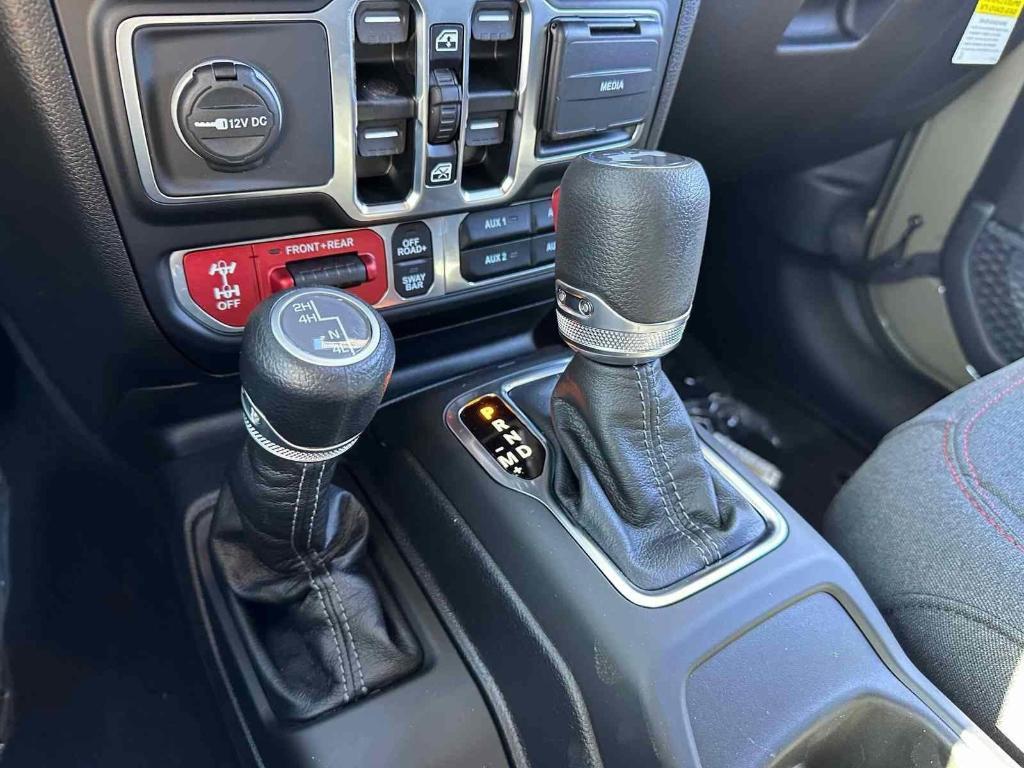 new 2025 Jeep Wrangler car, priced at $63,757