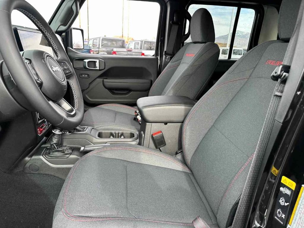 new 2025 Jeep Gladiator car, priced at $50,878