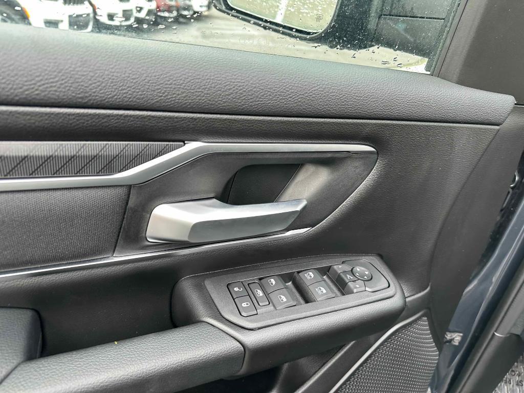 new 2025 Ram 1500 car, priced at $46,115
