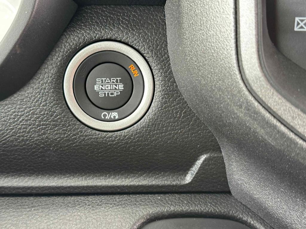 new 2025 Ram 1500 car, priced at $47,305
