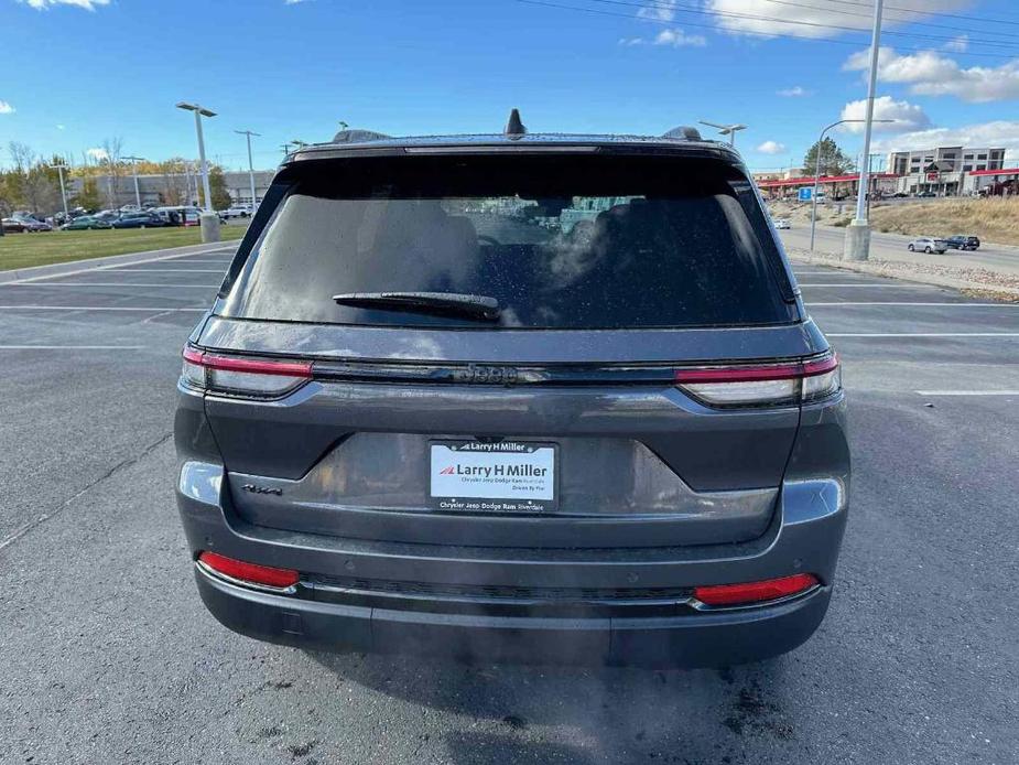 new 2025 Jeep Grand Cherokee car, priced at $43,789