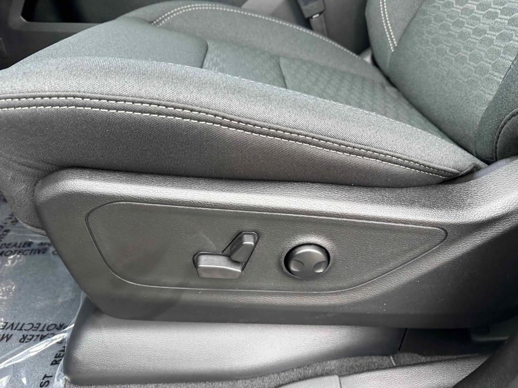 new 2025 Ram 1500 car, priced at $51,958
