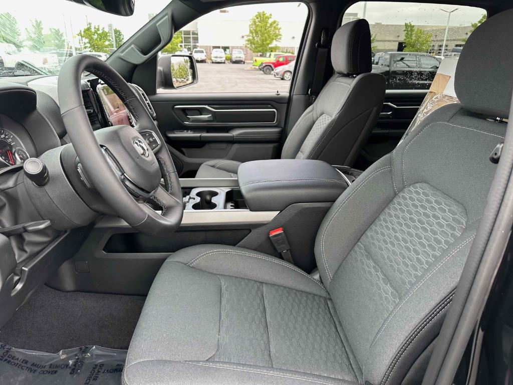 new 2025 Ram 1500 car, priced at $53,958